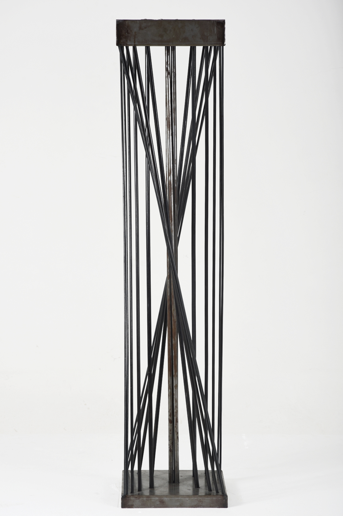 kurvo - Iron Table with  rotating turntable  for vase  - 3 - 2016 - £750.jpg