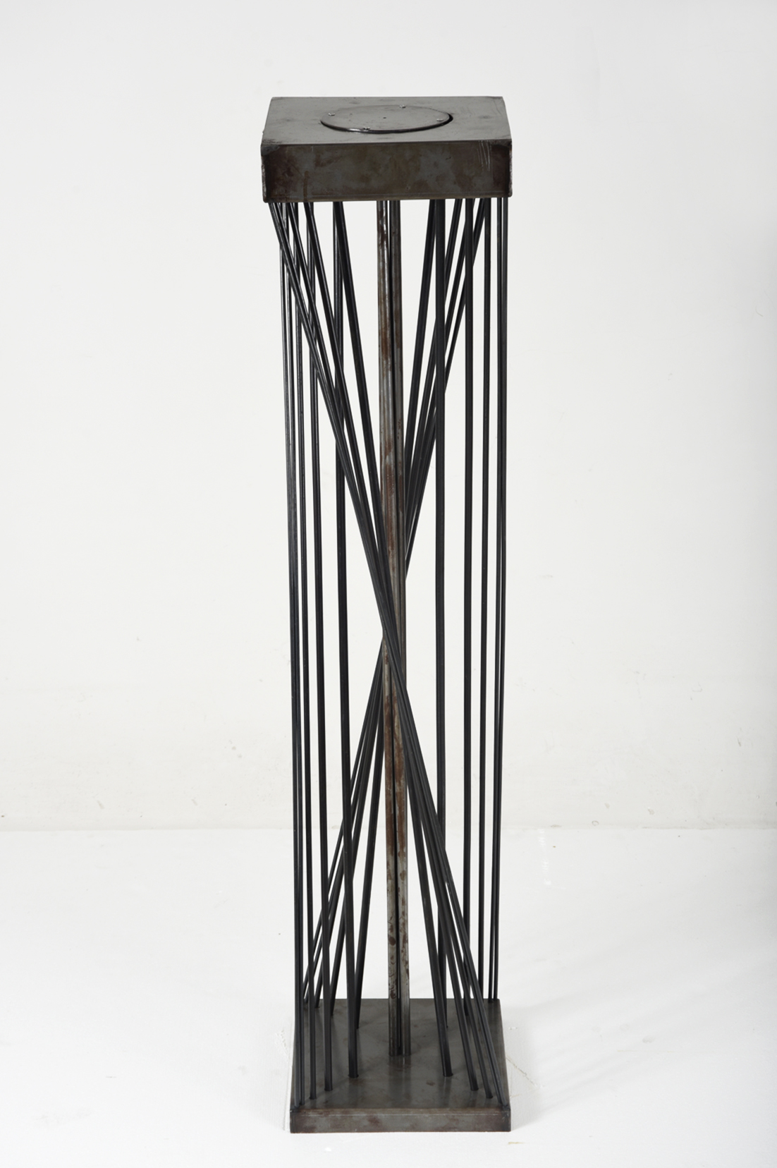 kurvo - Iron Table with  rotating turntable  for vase - 4 - 2016 - £750.jpg